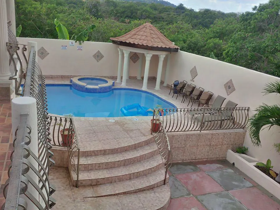 Vila Pinnacle View Estate Colors Hideaway #1 & 2 Montego Bay